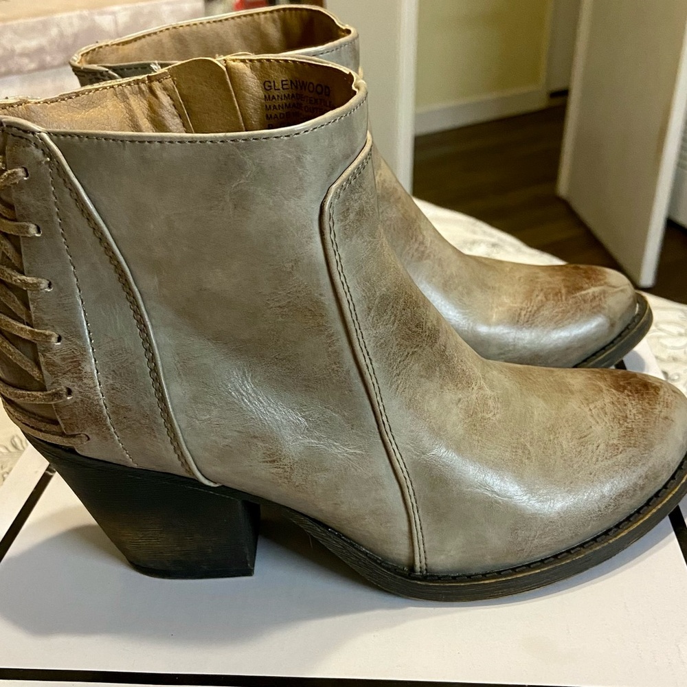 Now or Never Glenwood Lace up Booties